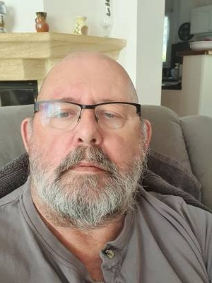 Serge 74 ปี Fougerolles  France