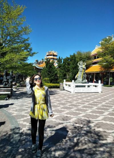 Nun 37 Jahre Muang  Thailand