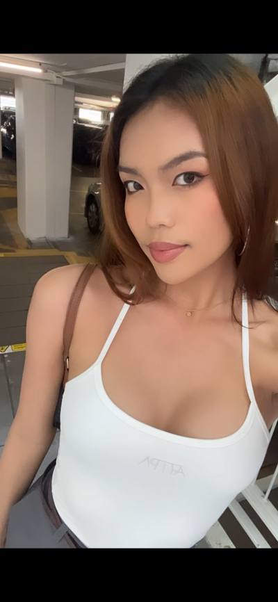 Mary 24 years Huai Khwang  Thailand