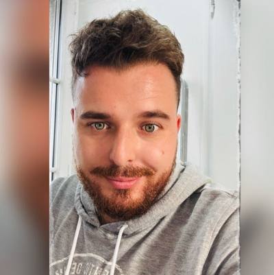 Mathieu 30 ปี Compiègne France