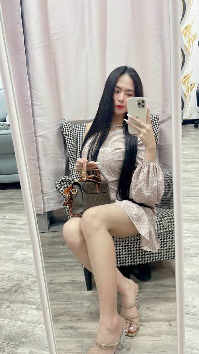 Emma 40 ปี Bangkok ไทย