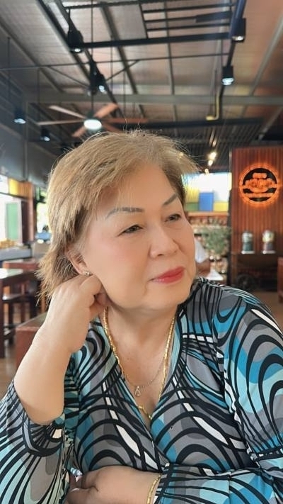 Aree 62 Jahre Nhameng  Thailand