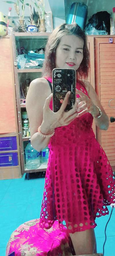 Jin 52 ans Bangkok Thaïlande