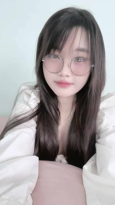 Angel 19 years American  Thailand