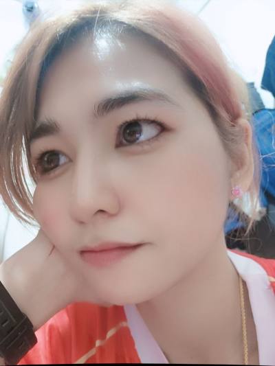 Napaporn 34 ans Nonthaburi Thaïlande