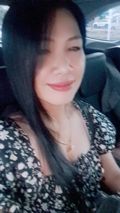 Natcha 47 ans Changrai  Thaïlande
