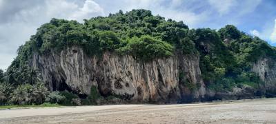 Thip_  21 ans ไทย Thaïlande