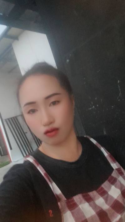 Doll 41 ans Thai  Thaïlande