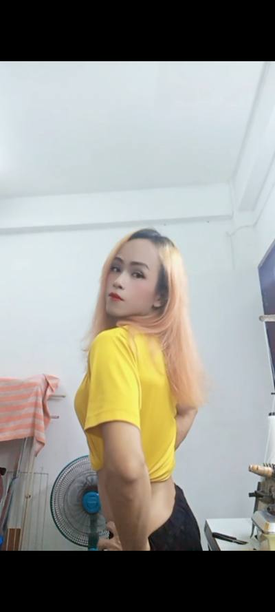 Nisa 40 ans Banker Thaïlande