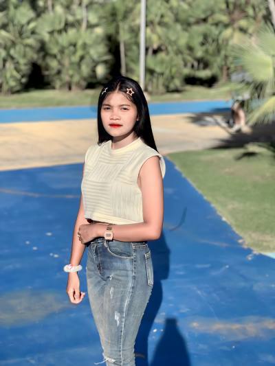 Kaew 35 ans Songkha Thaïlande