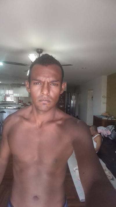 Madura 33 ans Pattaya Sri Lanka