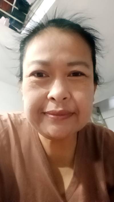 Nongnuch 45 ans Sukrothai Thaïlande