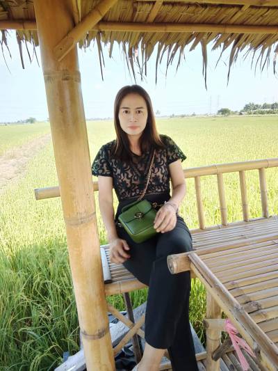 Aumm 47 ans Pathum Thani Thaïlande