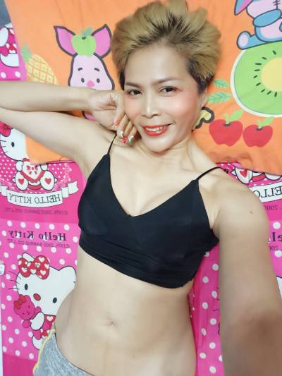 Ae 48 years ระยอง Thailand