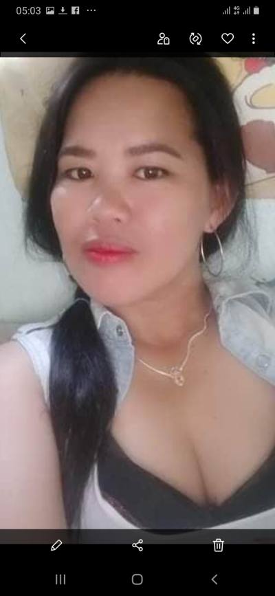 Mayree 42 Jahre Phorncharoen Thailand