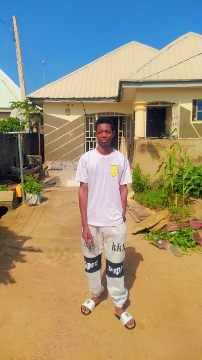 Michael 22 ปี Kansas City United States