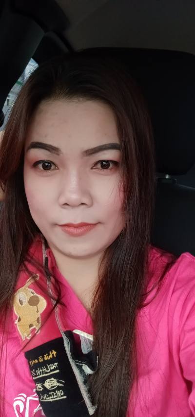 Jittra 33 ans บางบ่อ Thaïlande