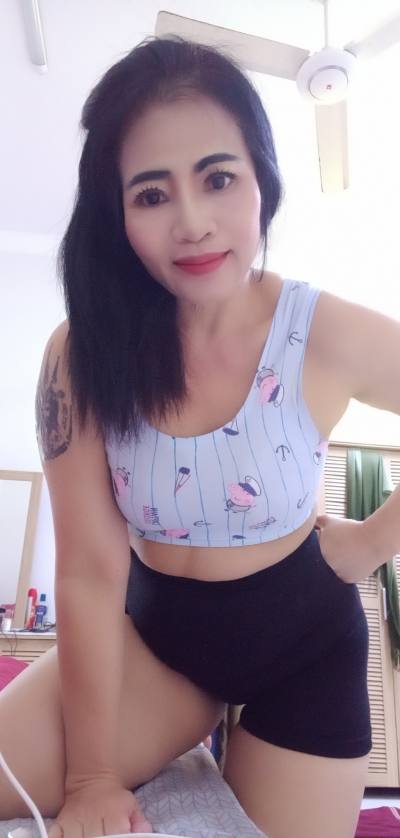 Pussadee 35 ans สกลนคร Thaïlande