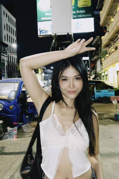 Annie 30 Jahre Fang Province  Thailand