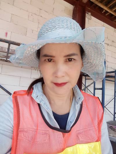 เล็ก 50 years Amphoe Soi Dao Thailand
