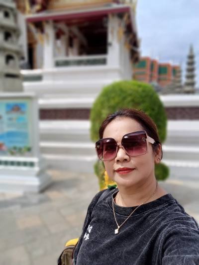 Thida 50 Jahre Bangkok  Thailand