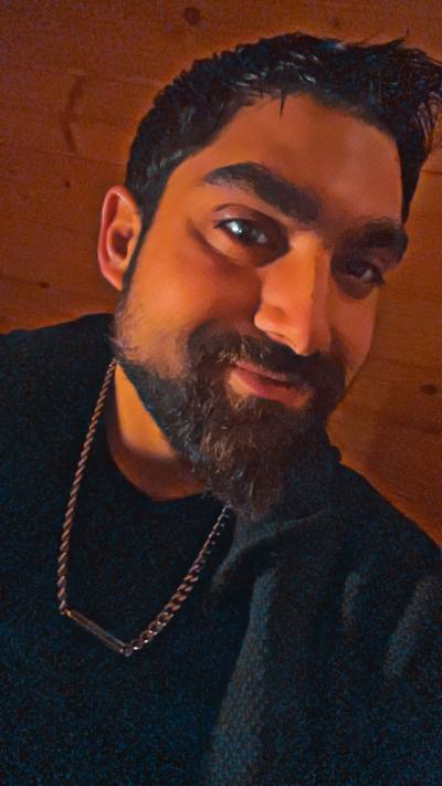 Ivan 30 ปี Schwyz  Switzerland