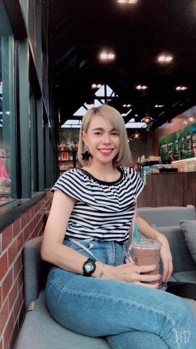 Honey 37 ans Muang  Thaïlande