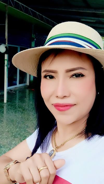 Mintra 51 ans บางปะกง​ Thaïlande