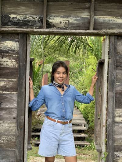 Nok 33 ans เมือง Thaïlande