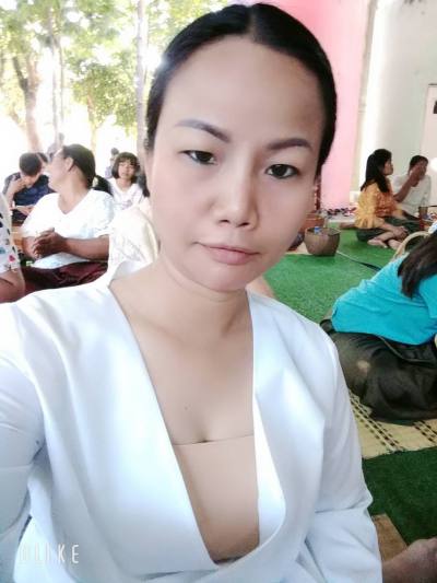 Ghe 46 years Meung Buri Rum Thailand