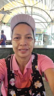 Suwanna 53 ans Samut Prakan. City Thaïlande