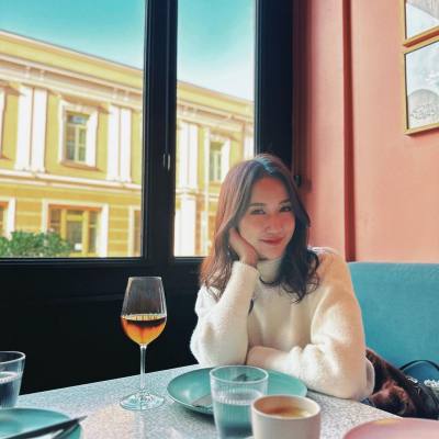 Evelyn 34 ans Phuket  Thaïlande