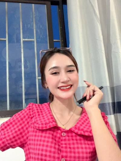 GINA 34 Jahre Bangkok Thailand