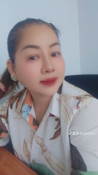 Siwaporn 48 Jahre Chinglai Thailand