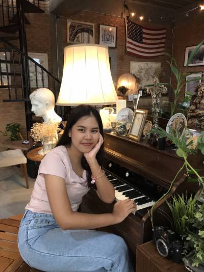 Yok 26 ans Muang  Thaïlande