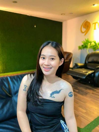 Wine 23 ans Center Thaïlande
