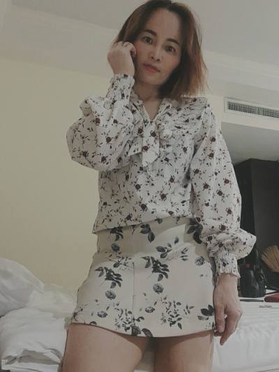 Meena 42 Jahre Koka Thailand