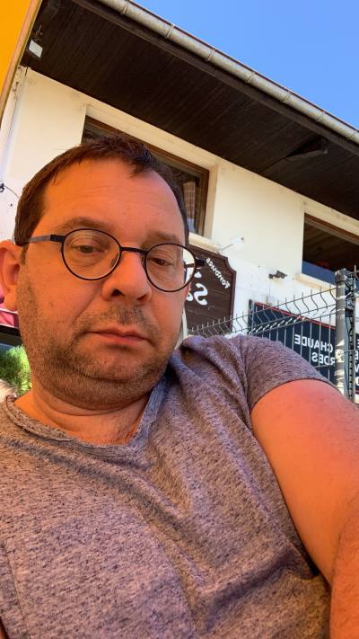 Michael 52 ans Annecy France