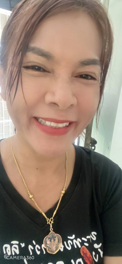 Nathamon 55 Jahre Banpong Thailand