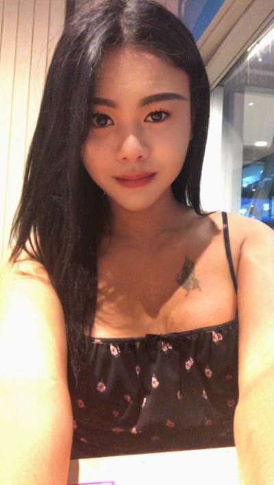 Dewy 27 Jahre Pataya  Thailand