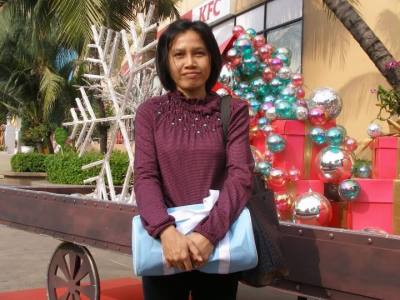 Patsamon 51 Jahre Sisaket Thailand