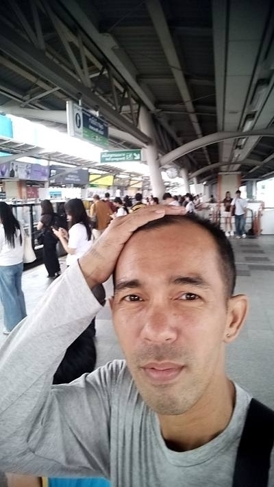 Tee 41 ปี Bangkok ไทย