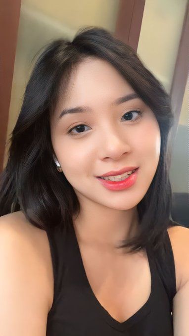 Nattika 34 ans English Thaïlande