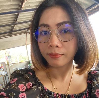 Sareerat Site de rencontre femme thai Thaïlande rencontres célibataires 32 ans