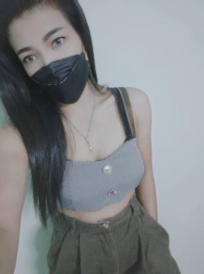 Dew 33 Jahre Thungsong Thailand