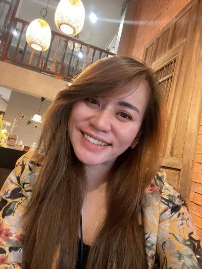 Nuch 33 ans Muang  Thaïlande