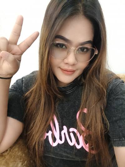 Suthasinee 