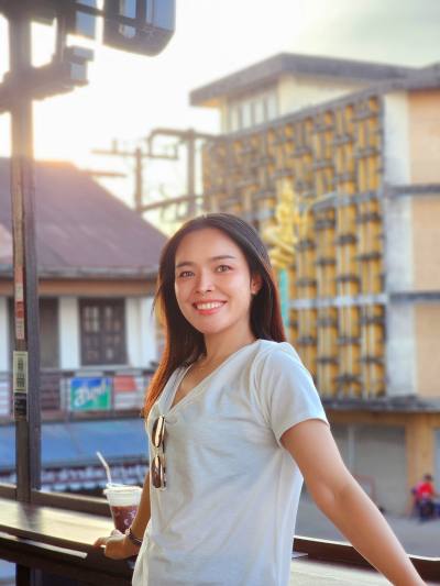 Chada 32 ans Srisongkram Thaïlande
