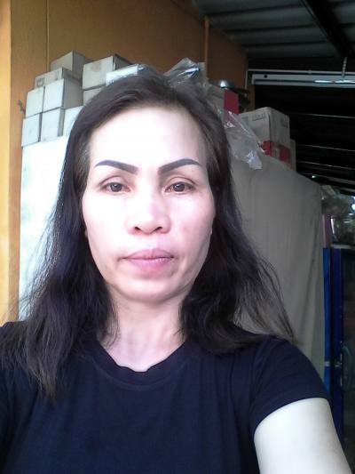 อาริยา 56 ans เสาไห้ Thaïlande