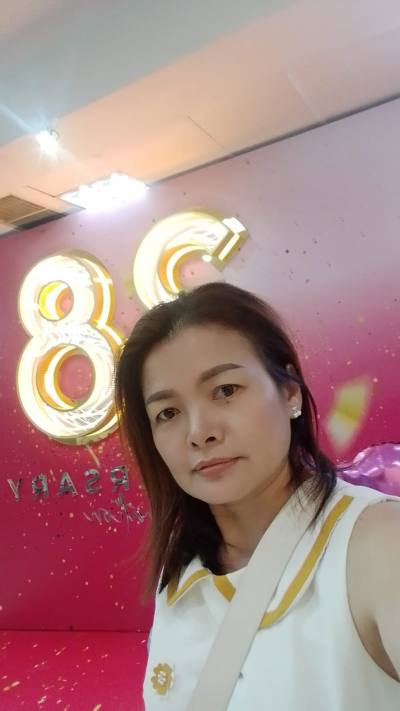 Thanapha 47 ans Had Yai Thaïlande